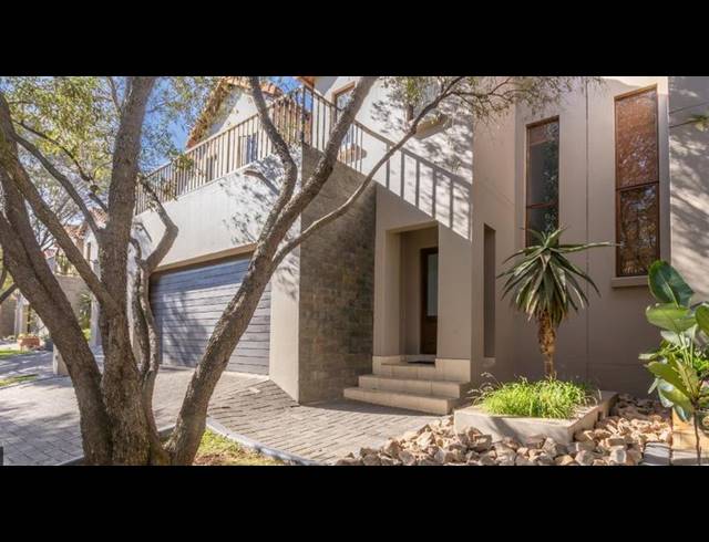 3 BEDROOM HOUSE FOR SALE IN MENLO PARK